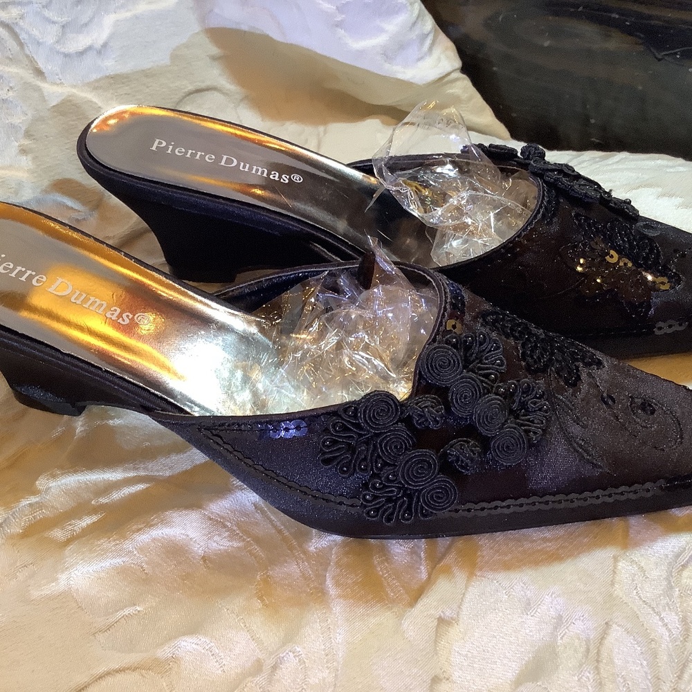 Pierre‎ Dumas black wedge sequin EUC - Picture 3 of 13